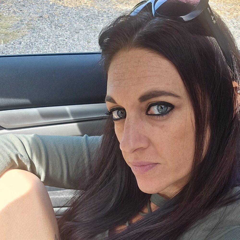 Meet your Posher, Candice